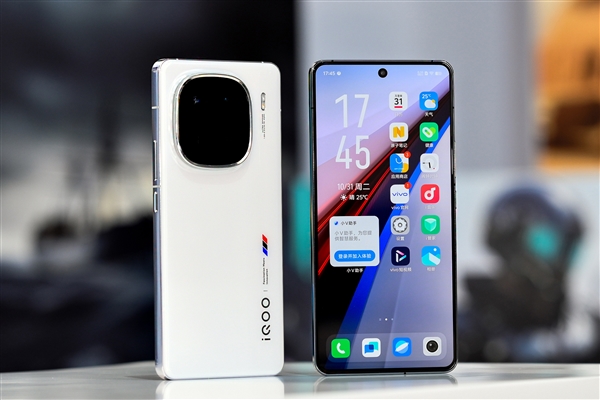 角子機：網友期待iQOO 12賣3999元 産品經理：這太難了